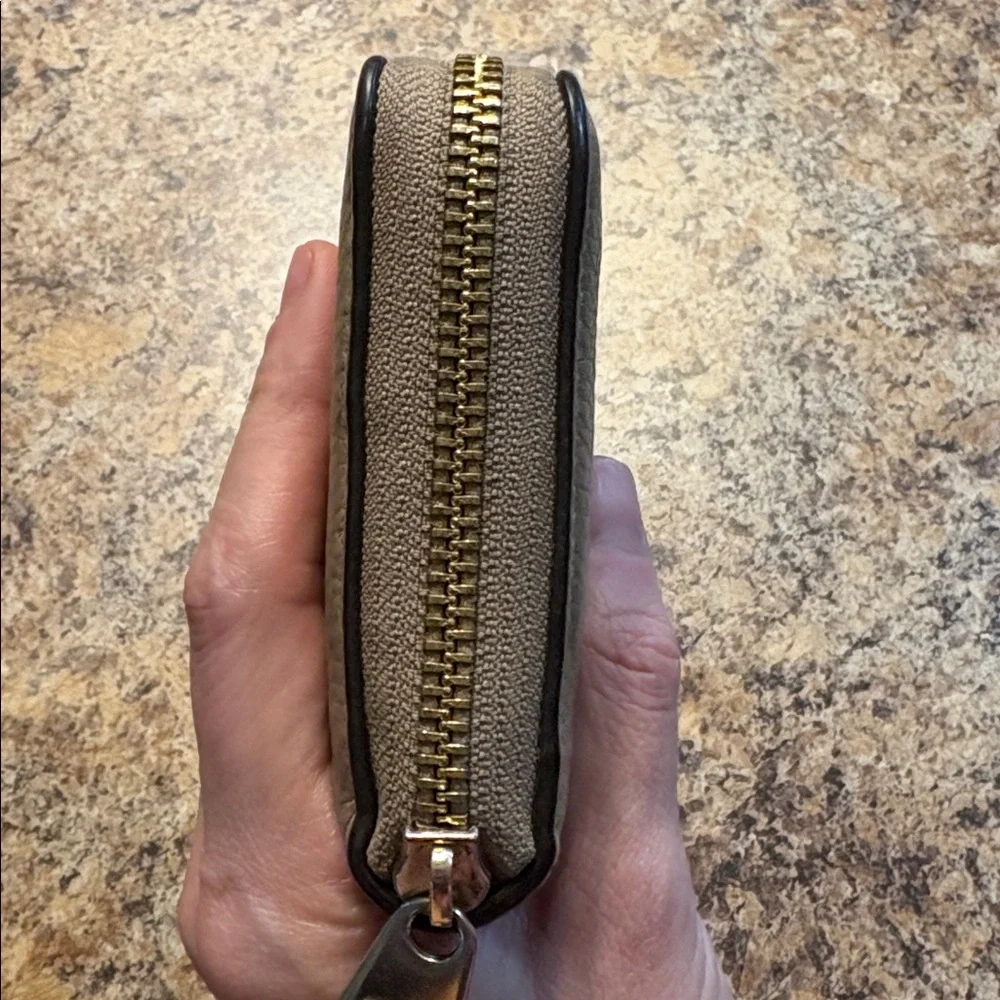 Coach Pebble Leather Wristlet